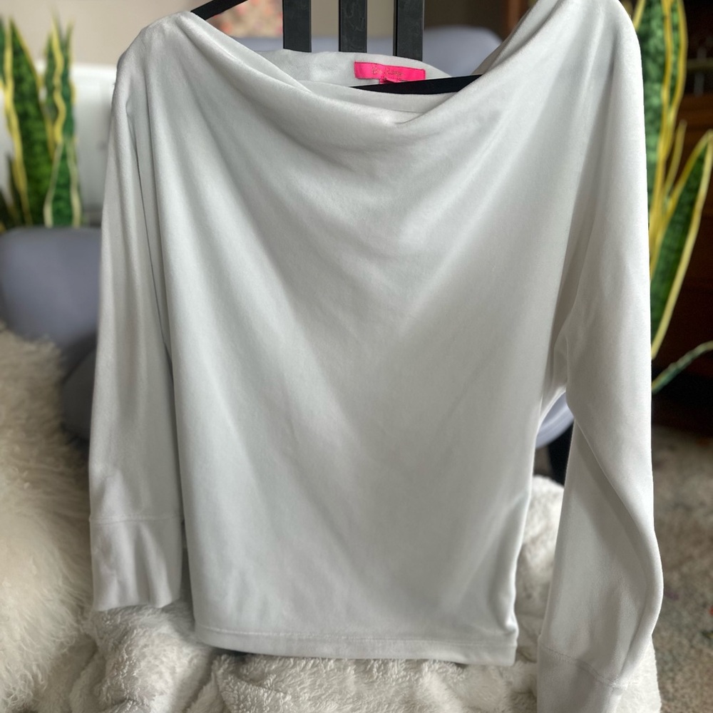 Lilly Pulitzer White Velour Relaxed 3/4 Sleeve Top